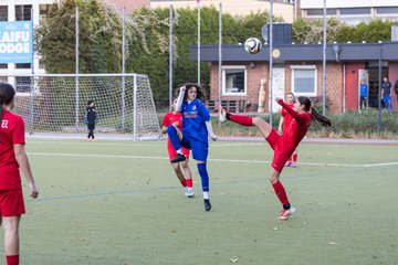 Bild 311 - wCJ Eimsbuettler TV - FC Rosengarten : Ergebnis: 2:0